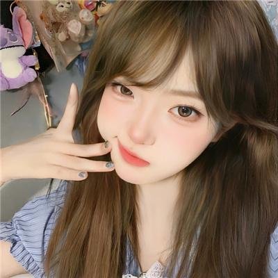 碧窗艳影